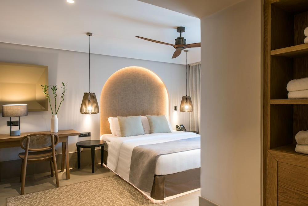 Deluxe Double Room - Photo 2