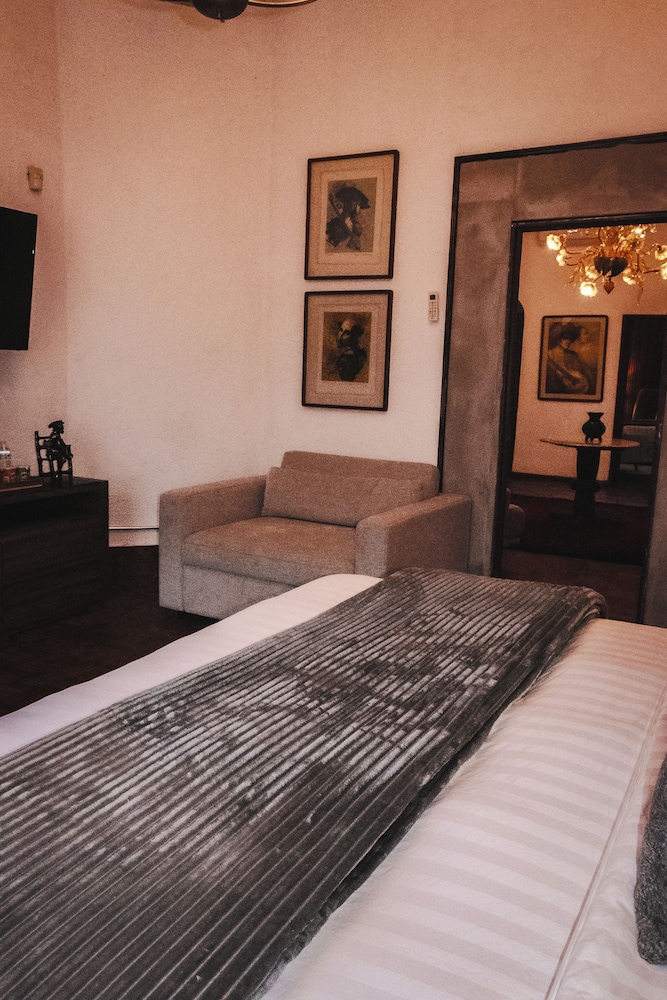 Comfort Room photo 1