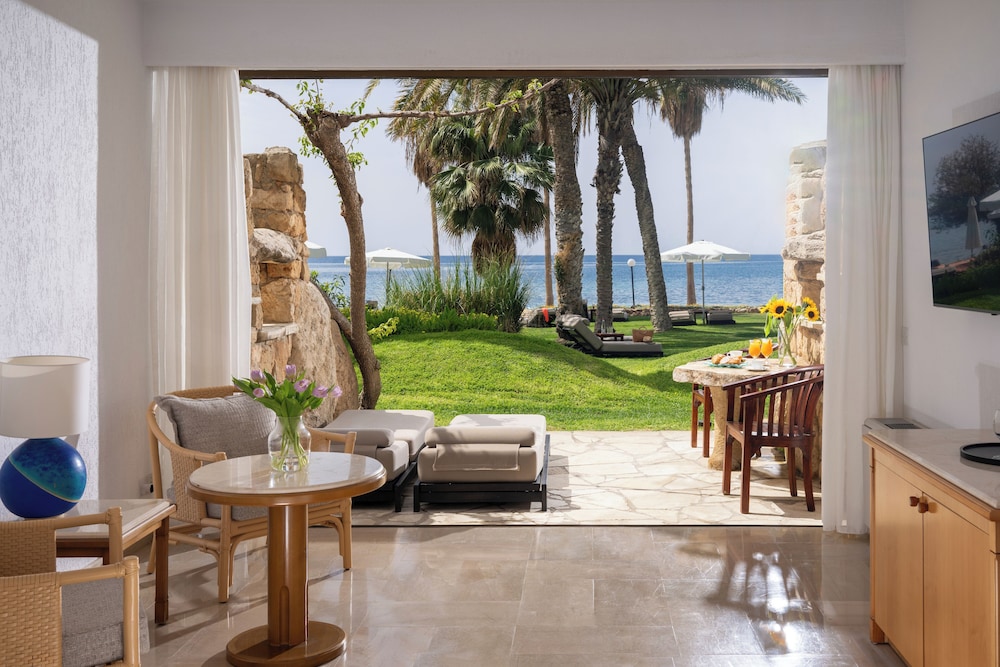 Executive Beach Suite - Photo 5