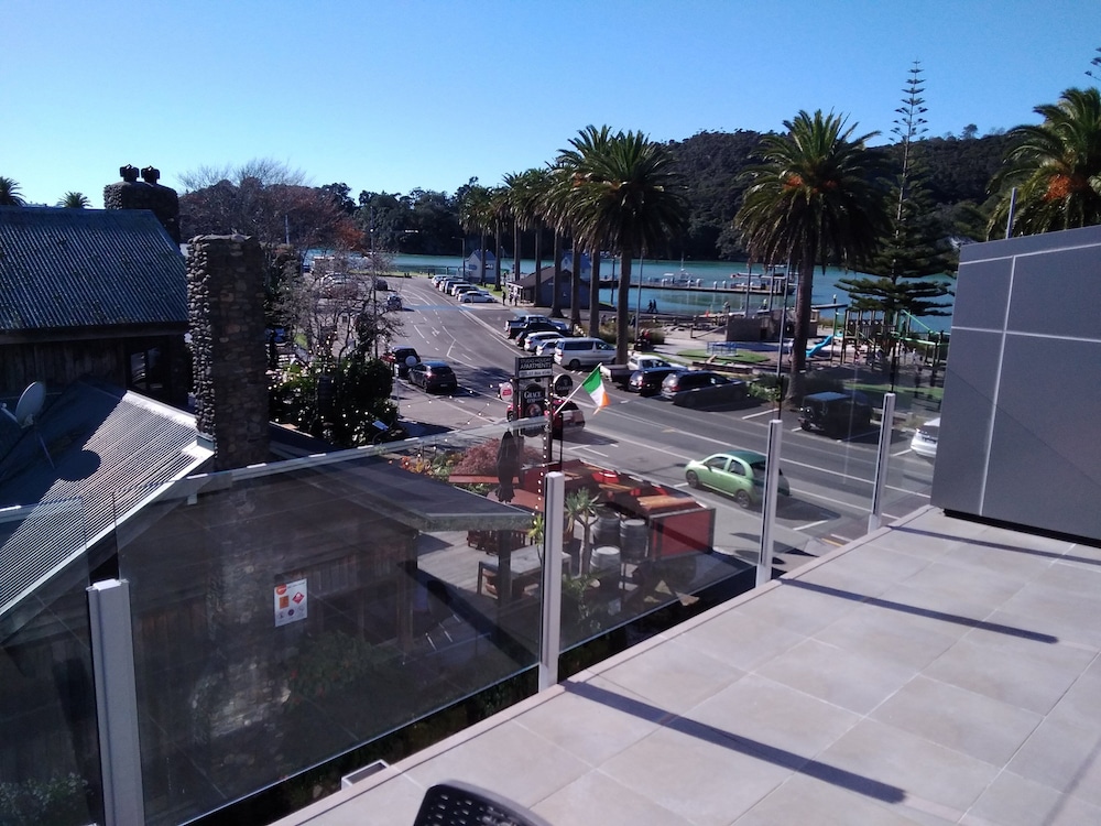 Standard Apartment, Multiple Bedrooms, Non Smoking, Kitchen (3 Bedroom  Partial View) photo 1