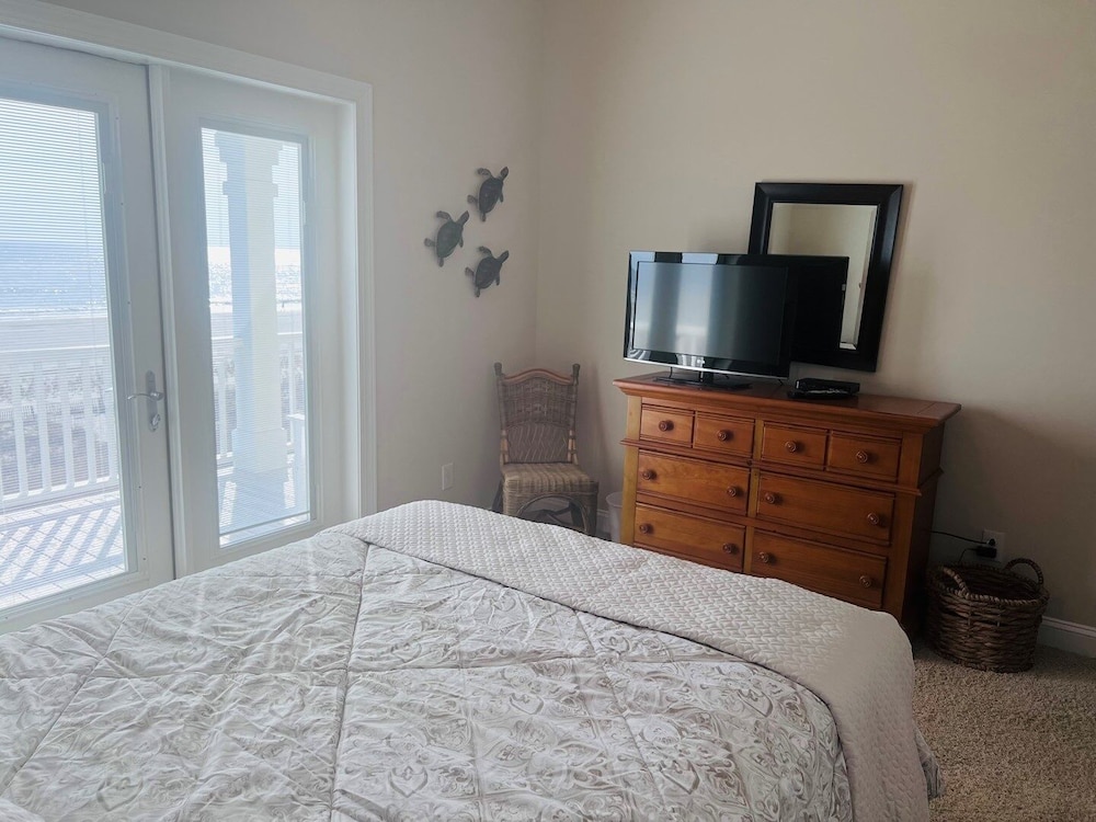House, 4 Bedrooms photo 2