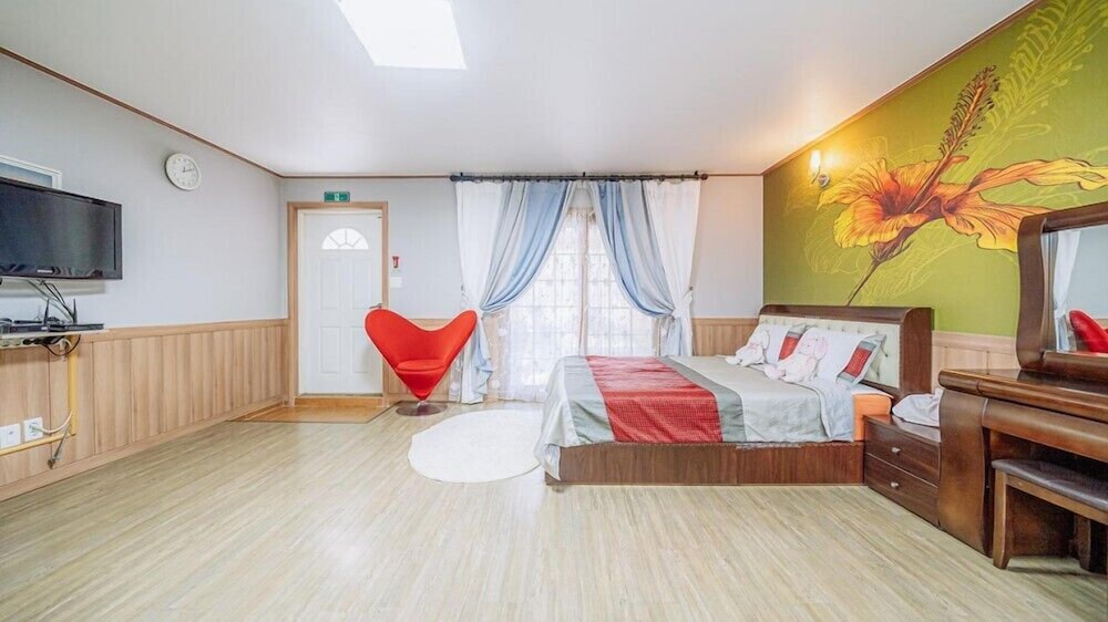 Room (Leb) - Photo 4