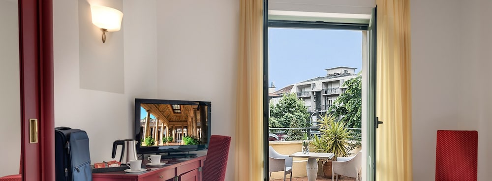 Superior Double or Twin Room, Balcony photo 1
