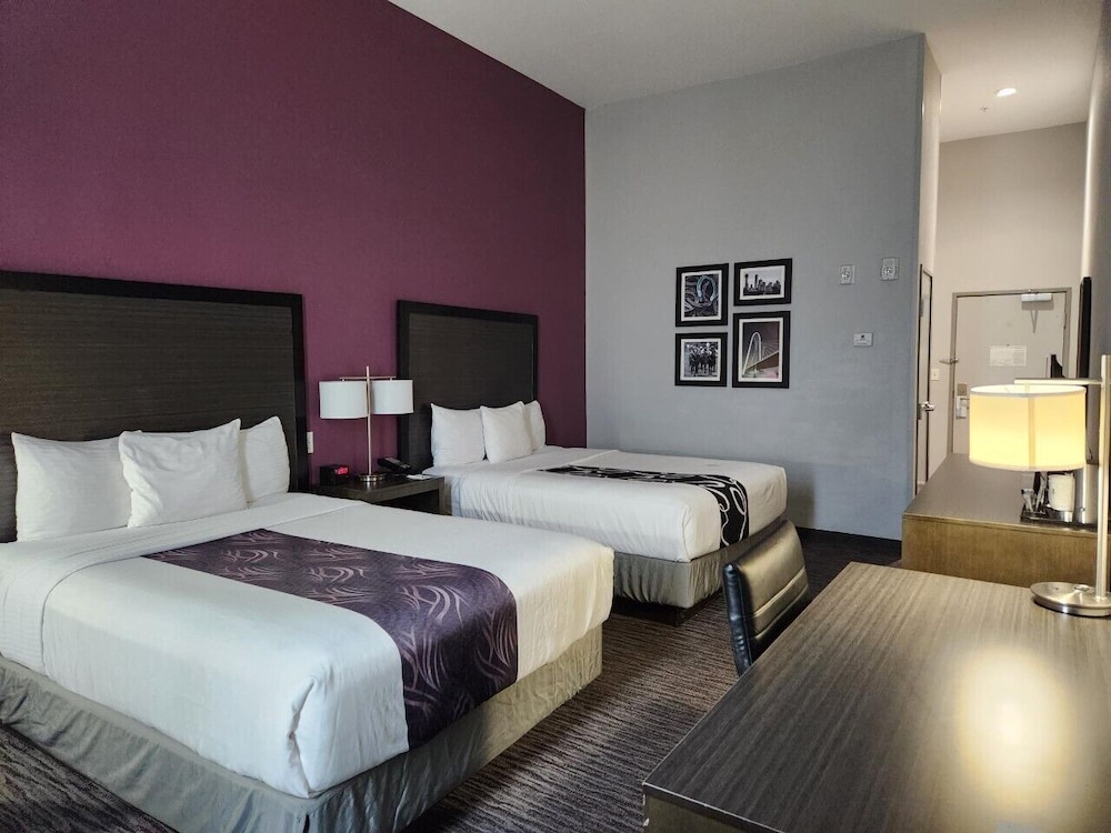 Room, 2 Double Beds, Non Smoking photo 3