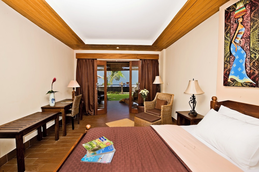 Deluxe Room, Sea View, Beachside photo 3