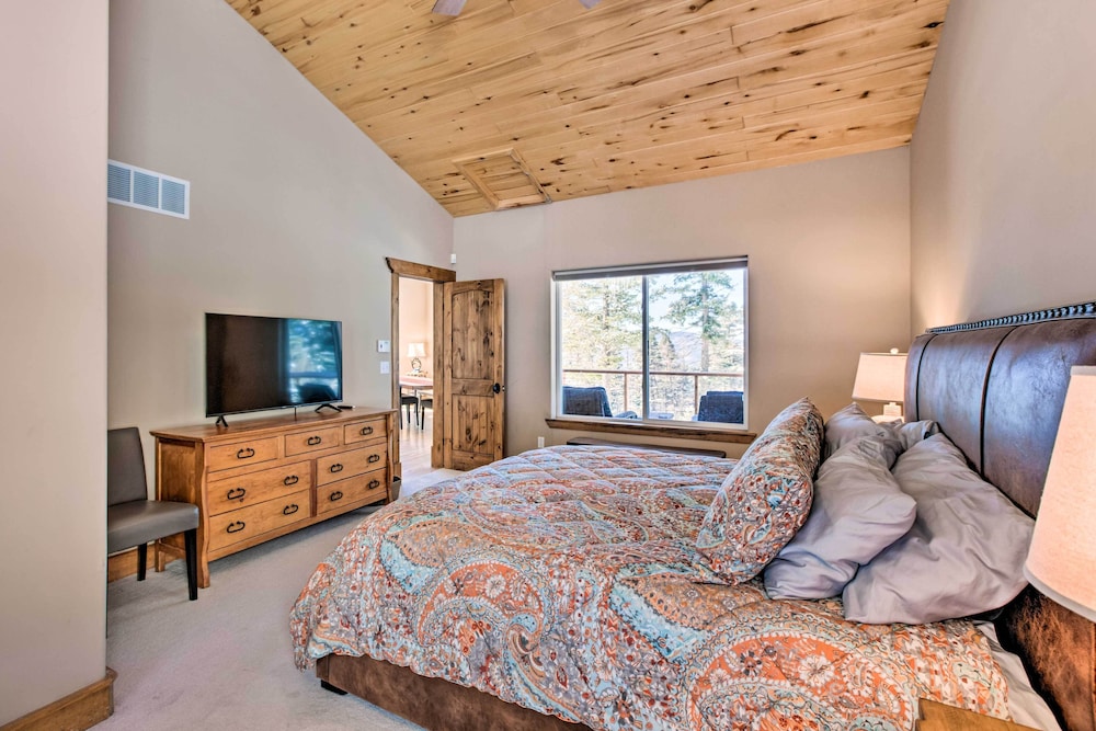 House (4 Bedrooms) photo 2