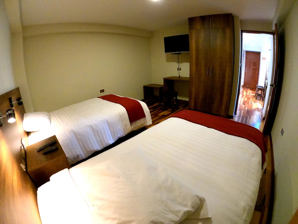 Apartment photo 2