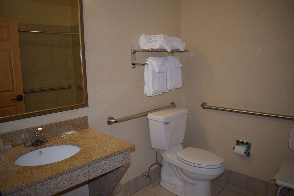 Studio, 2 Queen Beds, Accessible, Non Smoking (Tub with Grab Bars) - Photo 5