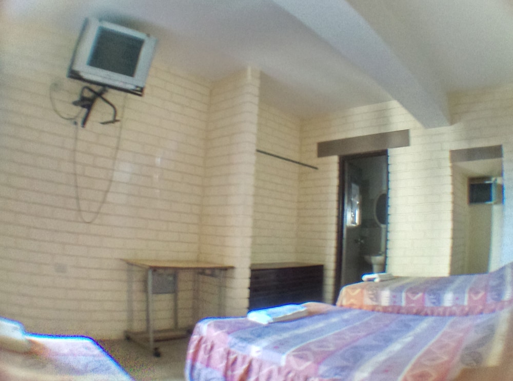 Standard Triple Room photo 2