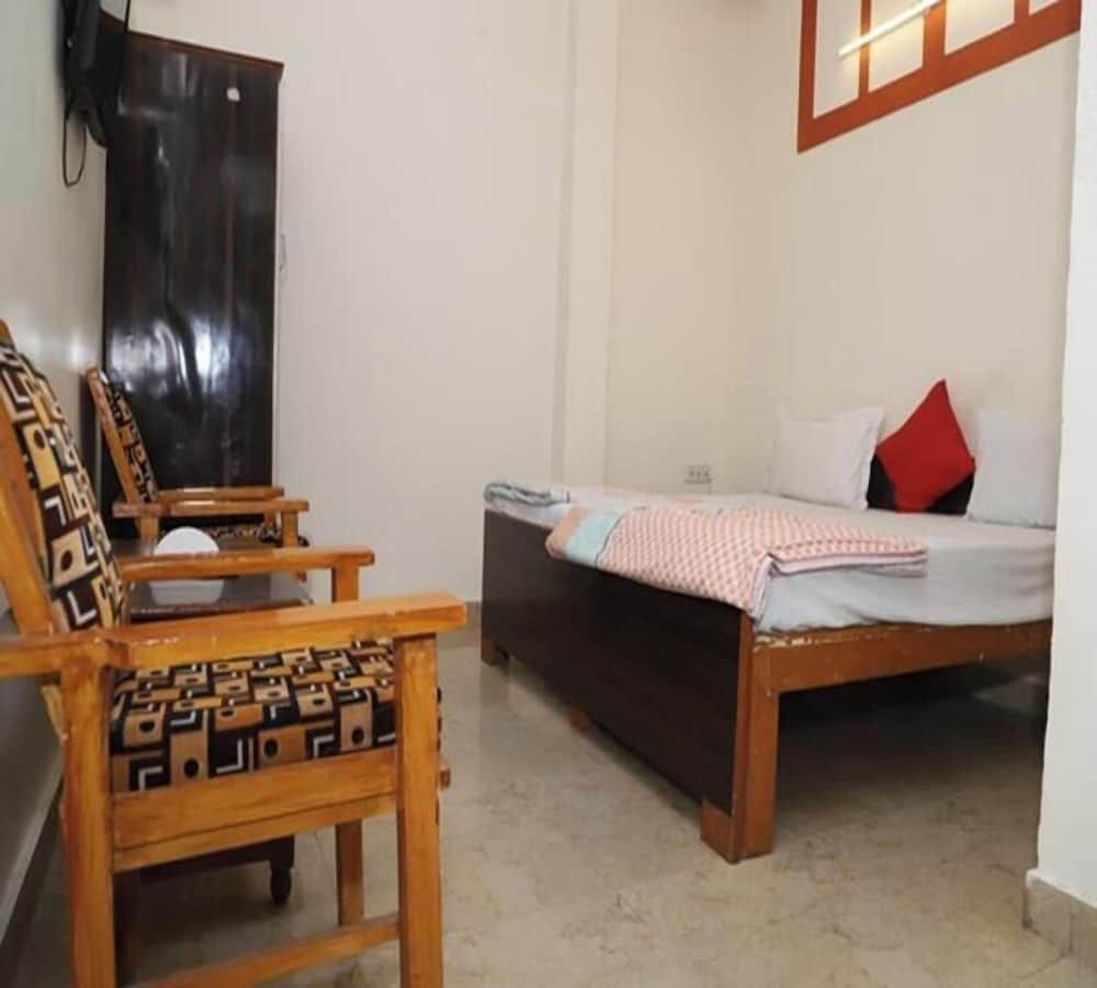Deluxe Room - Photo 2