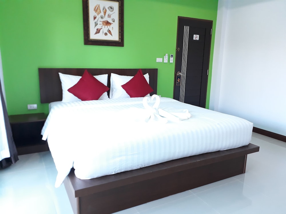 Room photo 2