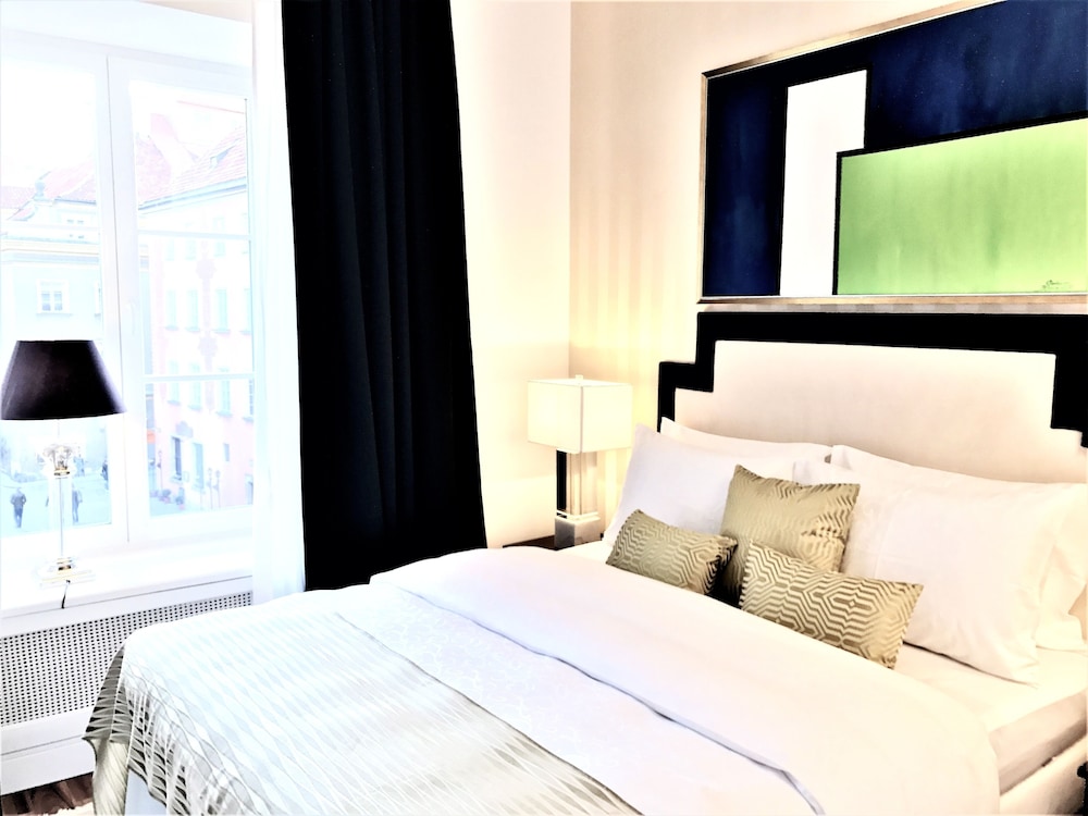 Luxury Deluxe Suite, 2 Bedrooms (Old town view, 77 m2) photo 2