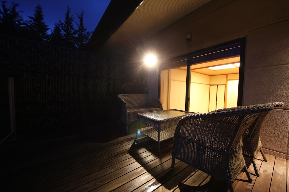 Tsukishiro Japanese Twin Room photo 3