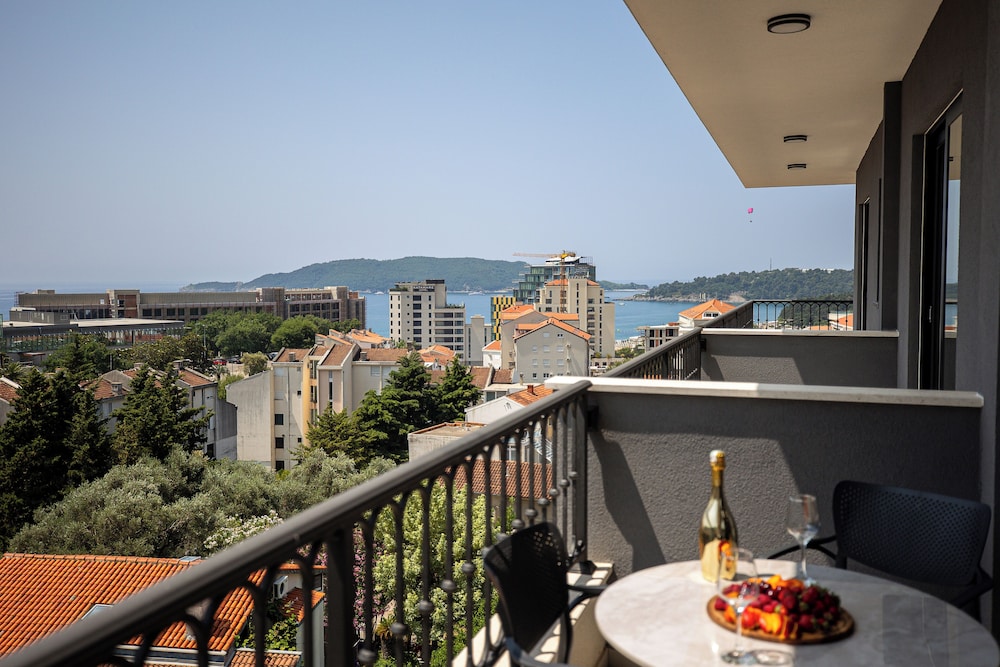 Comfort Apartment, 2 Bedrooms (A4) - Photo 18