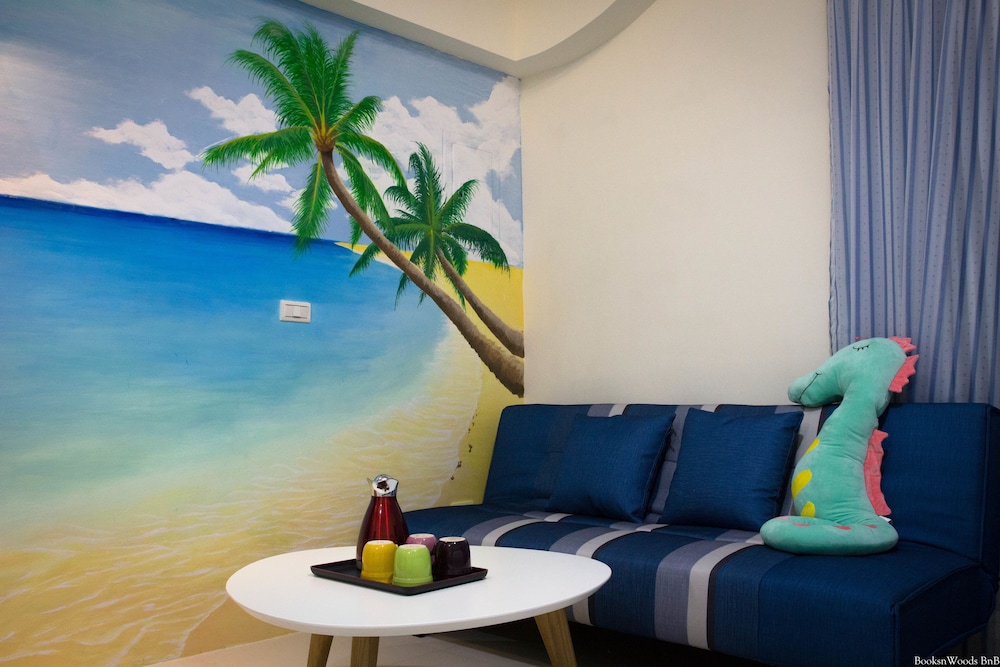 Family Room (-C-) photo 1