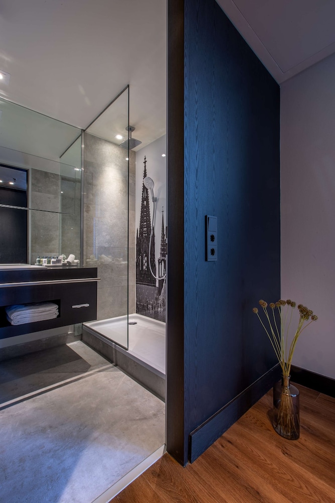 Premium Room, Garden View - Photo 3