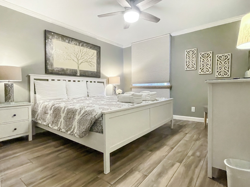 Villa, 1 King Bed with Sofa bed, Kitchen, Garden View (870 Ketch Court)