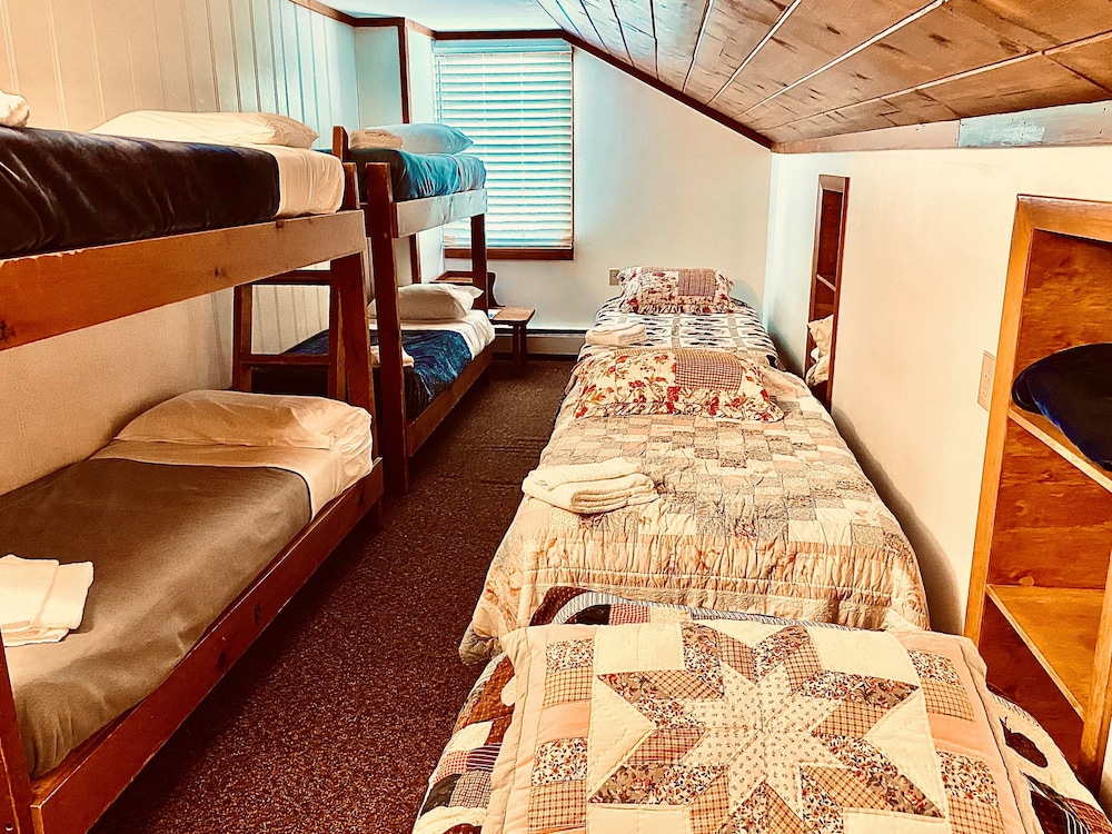 Room for 4 guests - (with 2 extra bunks) photo 1