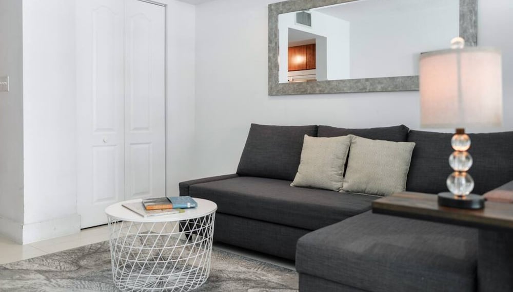 Luxury Studio, 1 Bedroom, City View photo 3