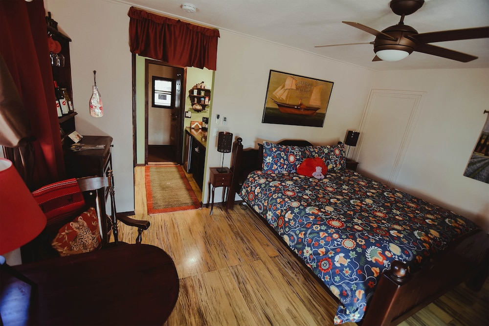 King Garden Suite photo 1