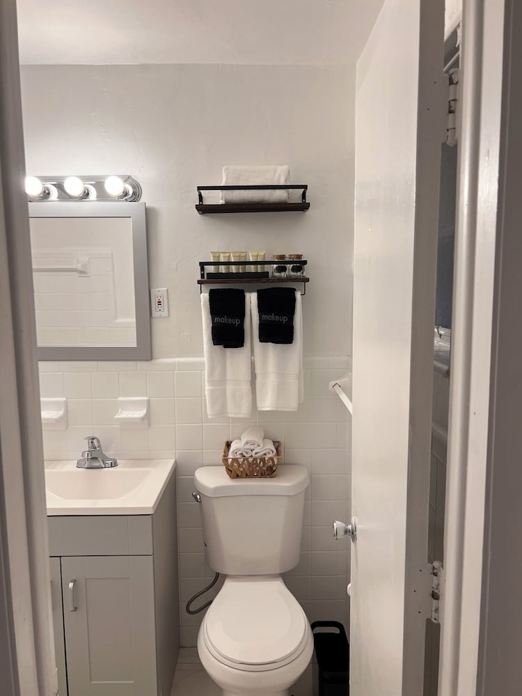 Comfort Apartment, 1 Bedroom, Courtyard View, Courtyard Area photo 2