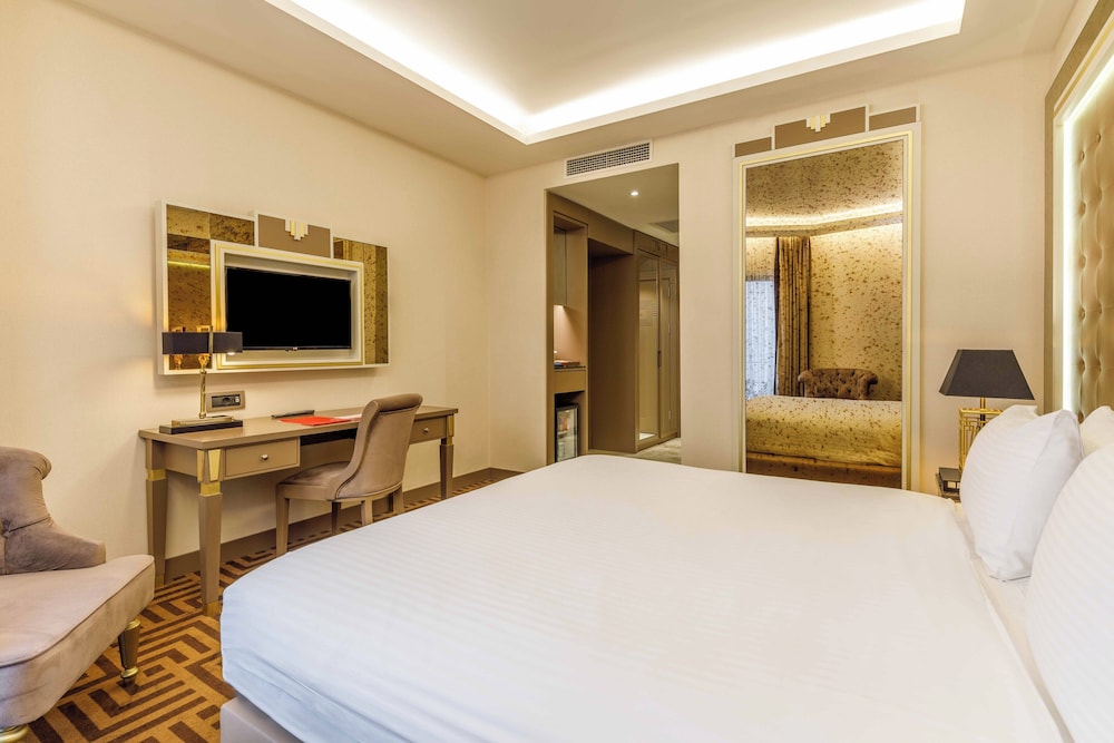 Room, 1 King Bed, Non Smoking photo 3