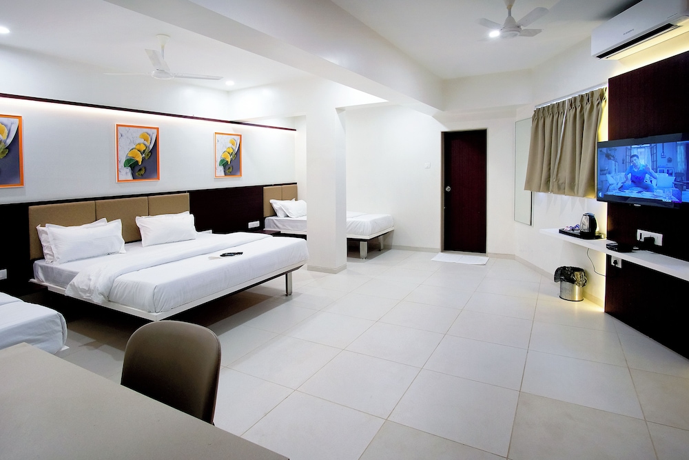 Deluxe Double Room photo 3