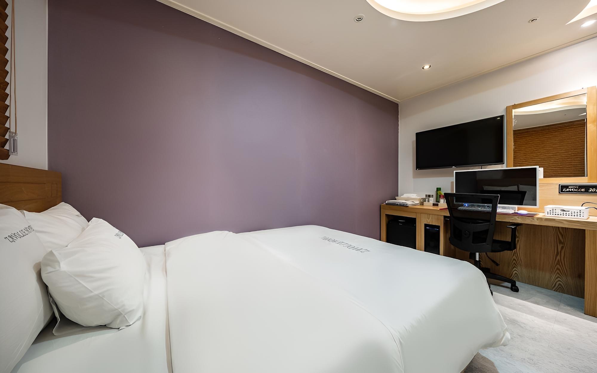 Room (Standard no-hard 1PC early check-in () photo 1