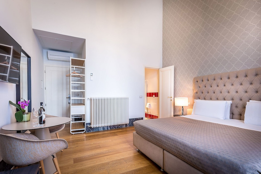 Superior Double Room, 1 King Bed photo 2