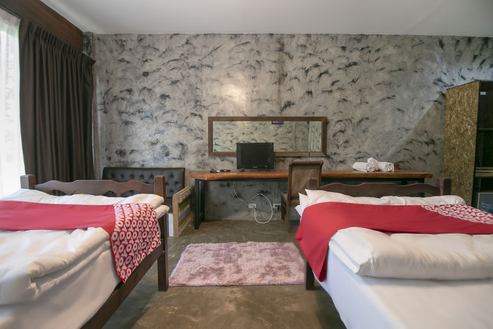 Premier Twin Room photo 2