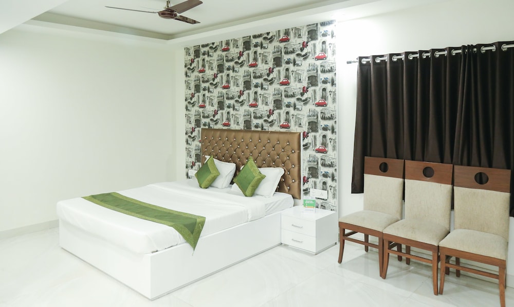 Premium Room, 1 King Bed