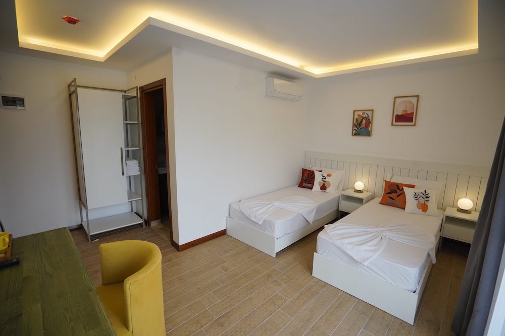 Deluxe Double or Twin Room, Mountain View