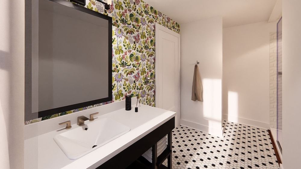 Madame Lous Room photo 3