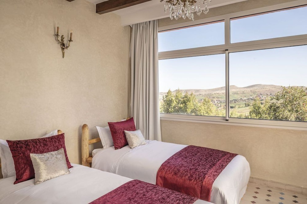 Family Suite, 2 Bedrooms, Mountain View (ILLI) photo 1