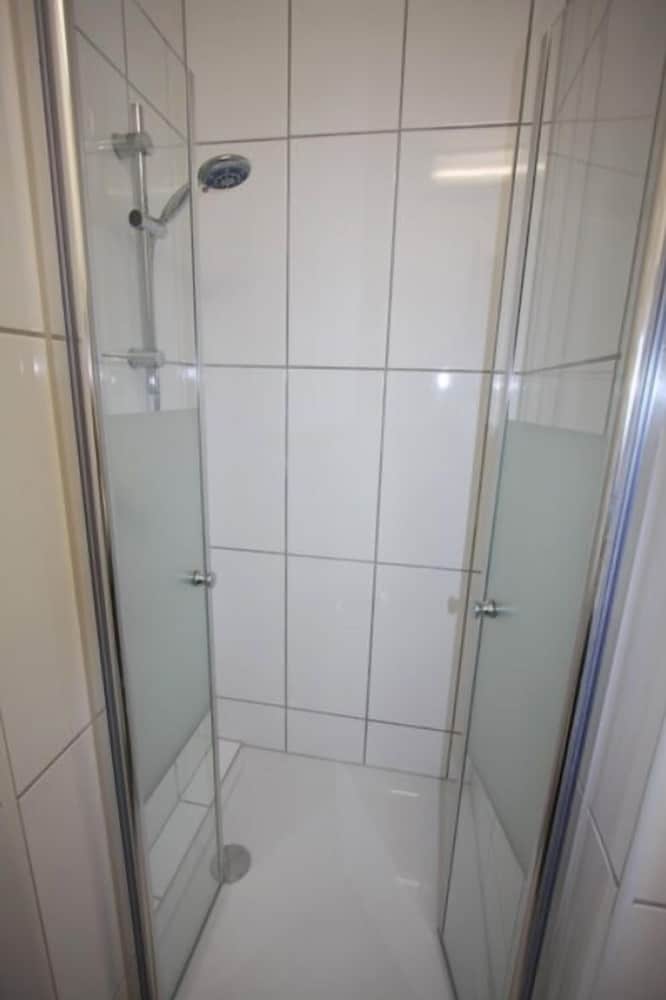 Double Room - Photo 6