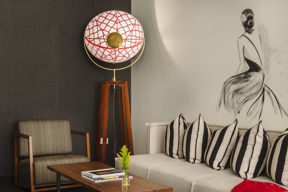 Atelier Executive Suite
