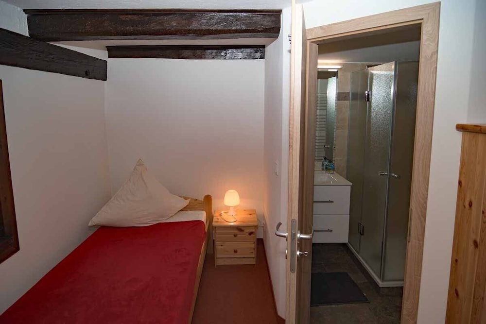 Single Room photo 1