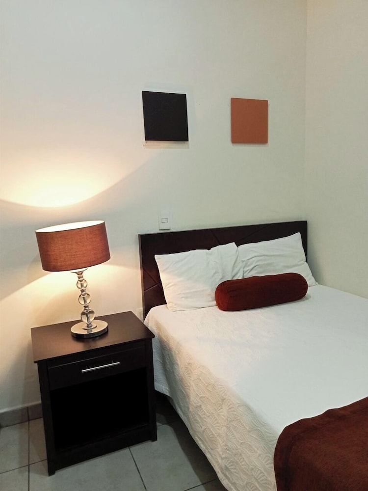 Traditional Room, Mixed Dorm, Non Smoking, Private Bathroom photo 1