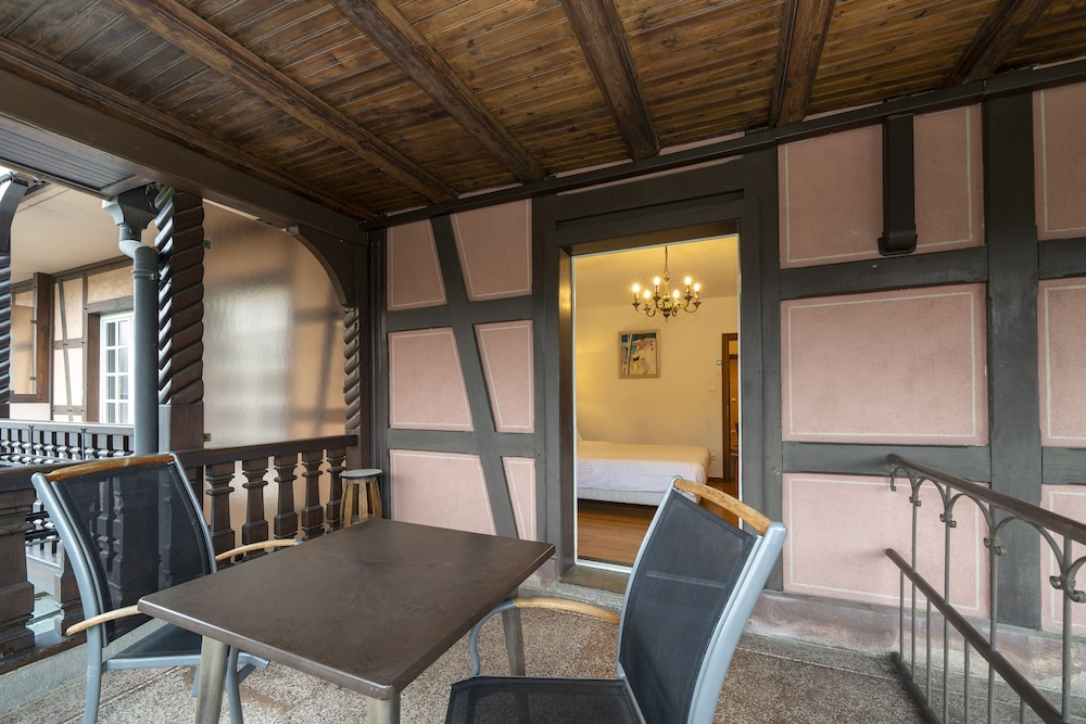 Superior Double Room, Balcony - Photo 6