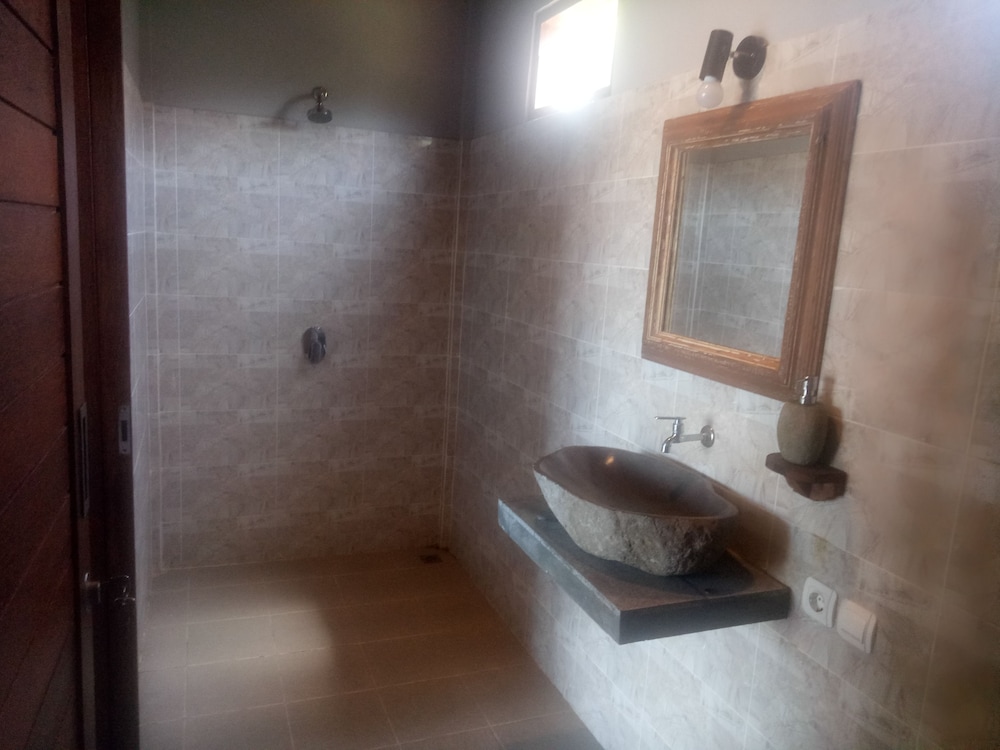 Deluxe Double Room, 1 King Bed, Ocean View - Photo 4