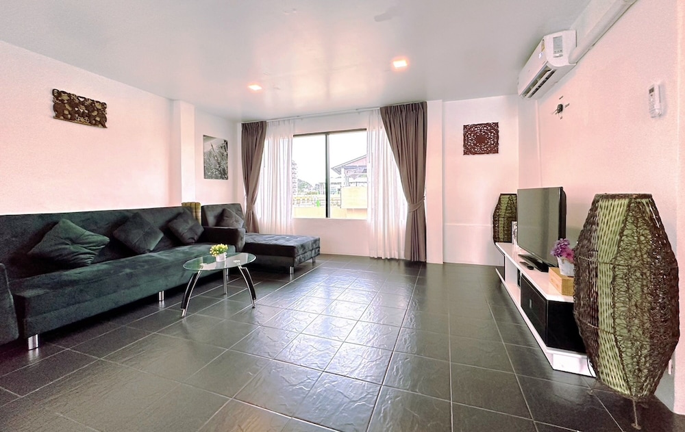 Premium Double Room, Pool Access