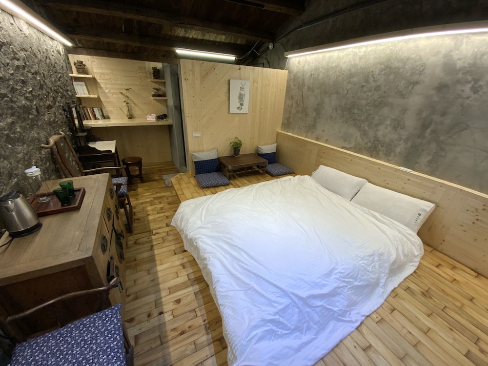 Comfort Double Room, Private Bathroom photo 2