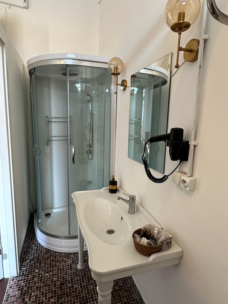 Standard Room, Garden View - Photo 6