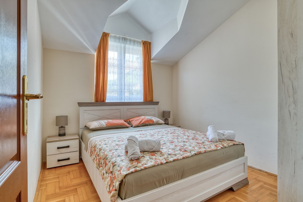 Panoramic Apartment - Photo 4