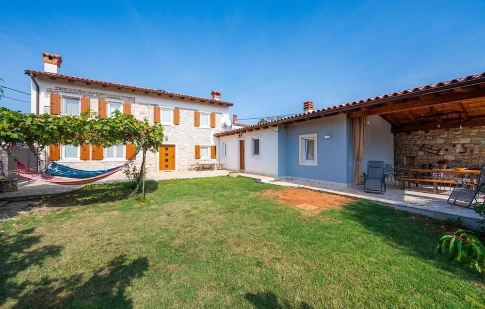 Apartment, 3 Bedrooms, Terrace, Garden View