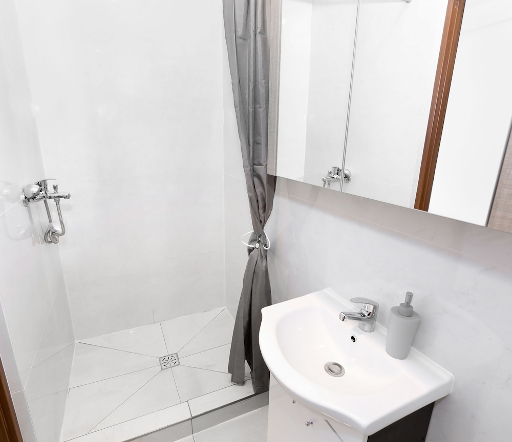 Deluxe Double or Twin Room, Balcony photo 3