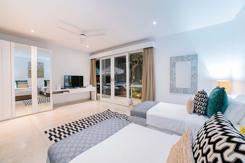 Family Villa, 4 Bedrooms, Private Pool photo 1