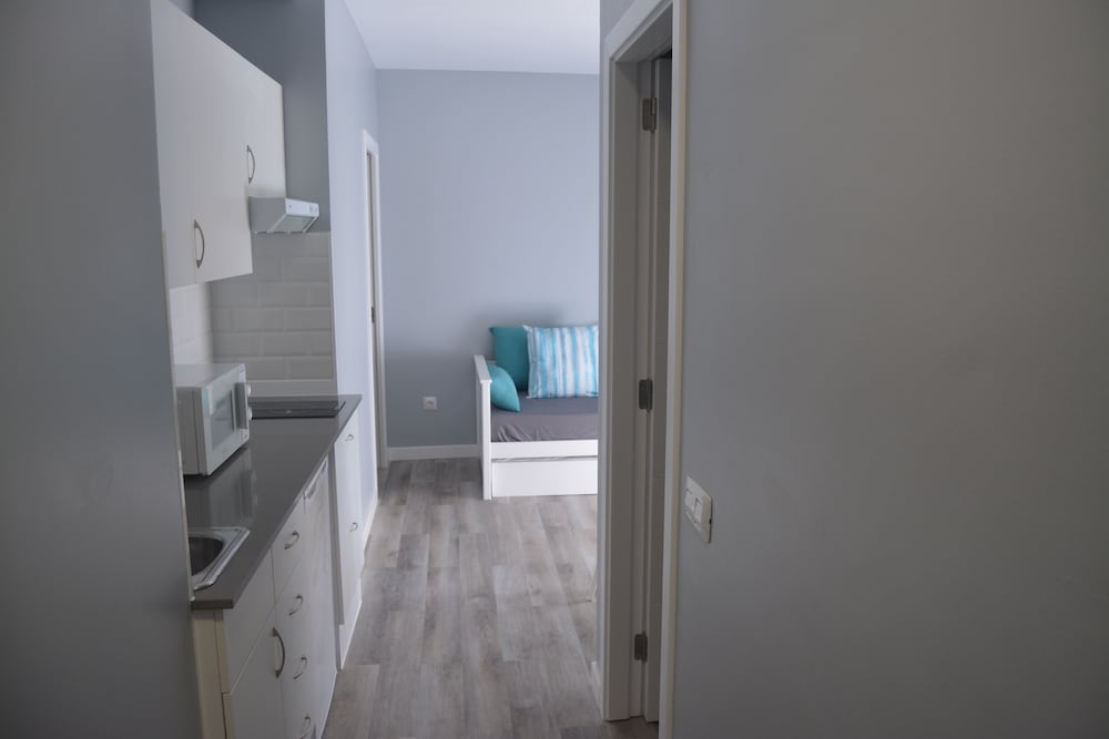 Apartment, 1 Bedroom - Photo 2