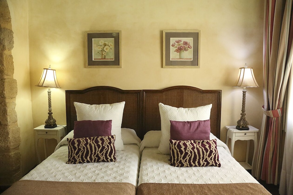 Superior Double Room Single Use - Photo 5