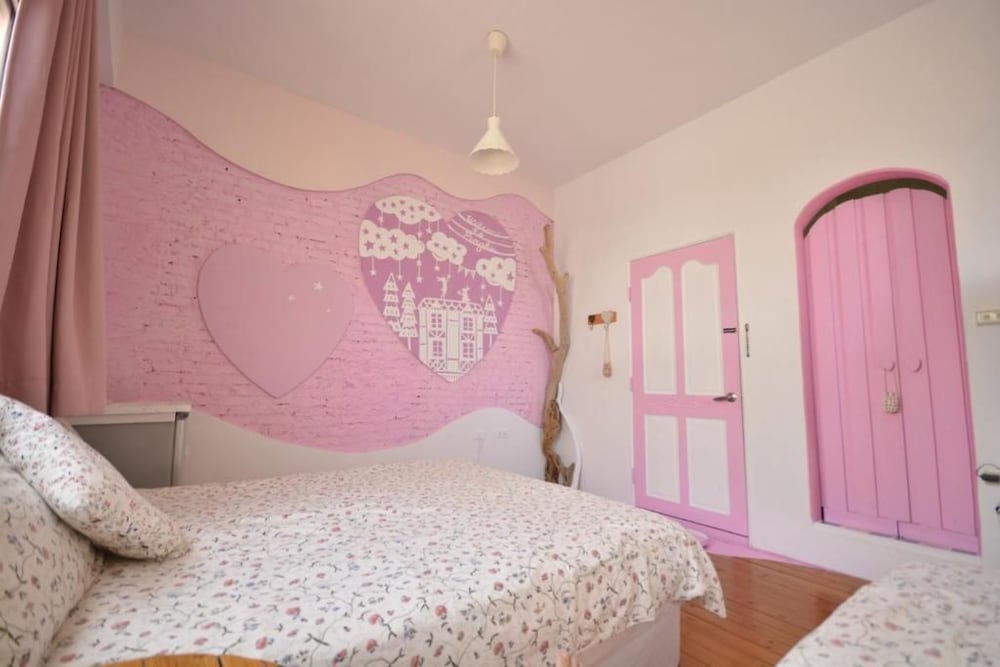 Superior Quadruple Room photo 2